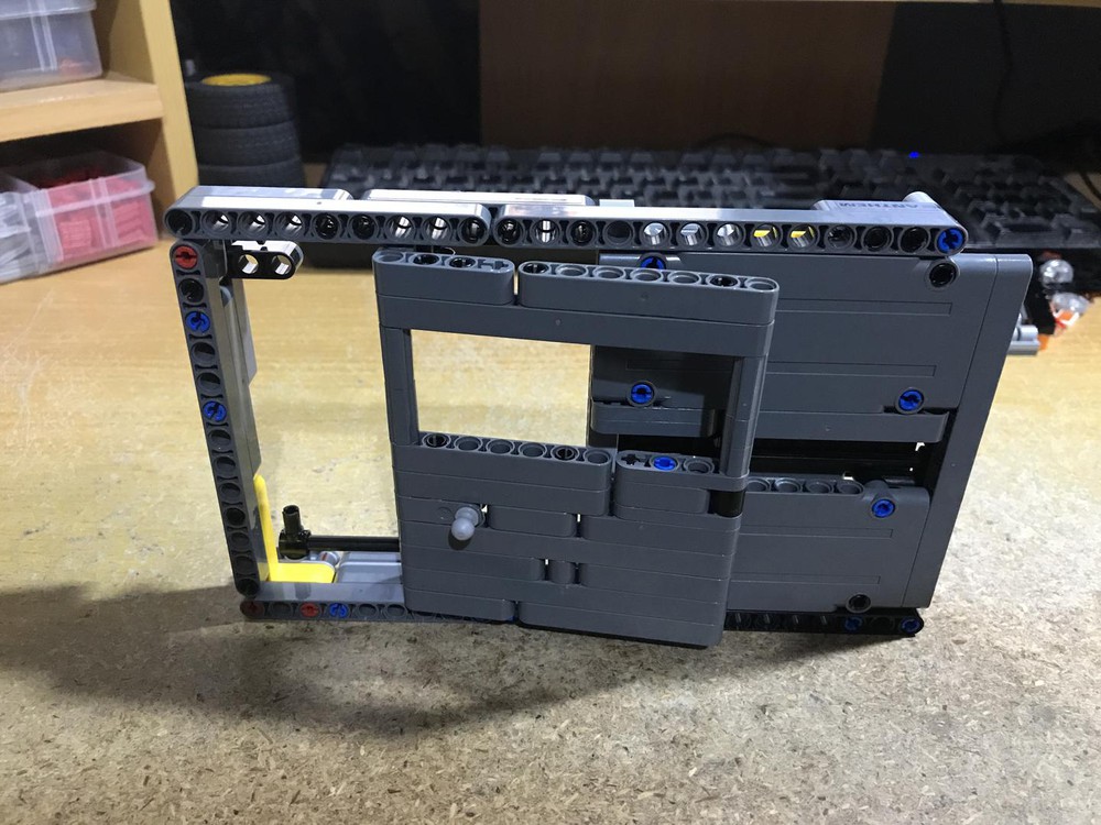 LEGO MOC Sliding Door Mechanism by Smudge | Rebrickable - Build with LEGO