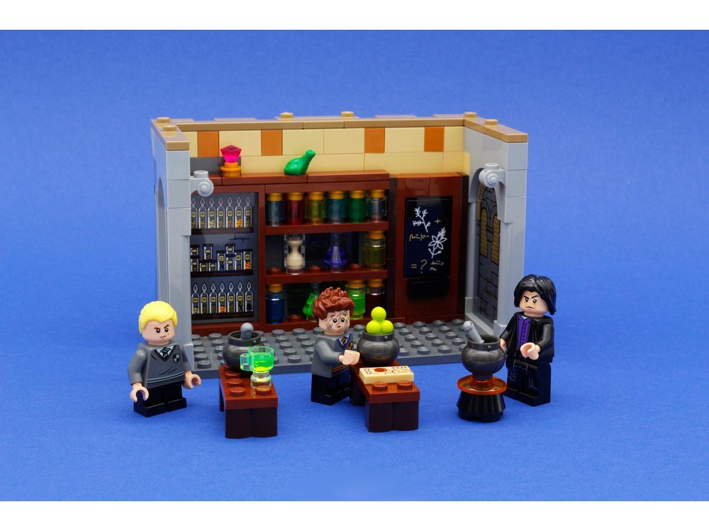 LEGO MOC-126242 Hogwarts: Snape's Potions Class by Articus_Builds ...