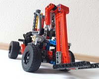 Heavy duty forklift