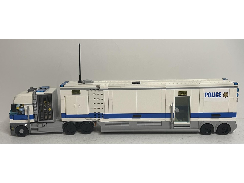 LEGO MOC-131544 Mobile Command Center by BrickProStudios Films ...
