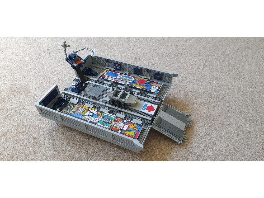 LEGO MOC 10302 Optimus Prime Trailer Command Center / Combat Deck by ...