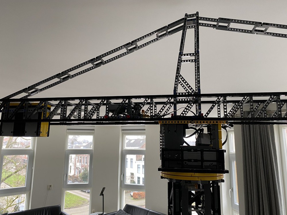 LEGO MOC Large Tower Crane (2) - designed by peteria by