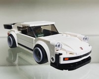 1974 Porsche 911 - 7 stud wide