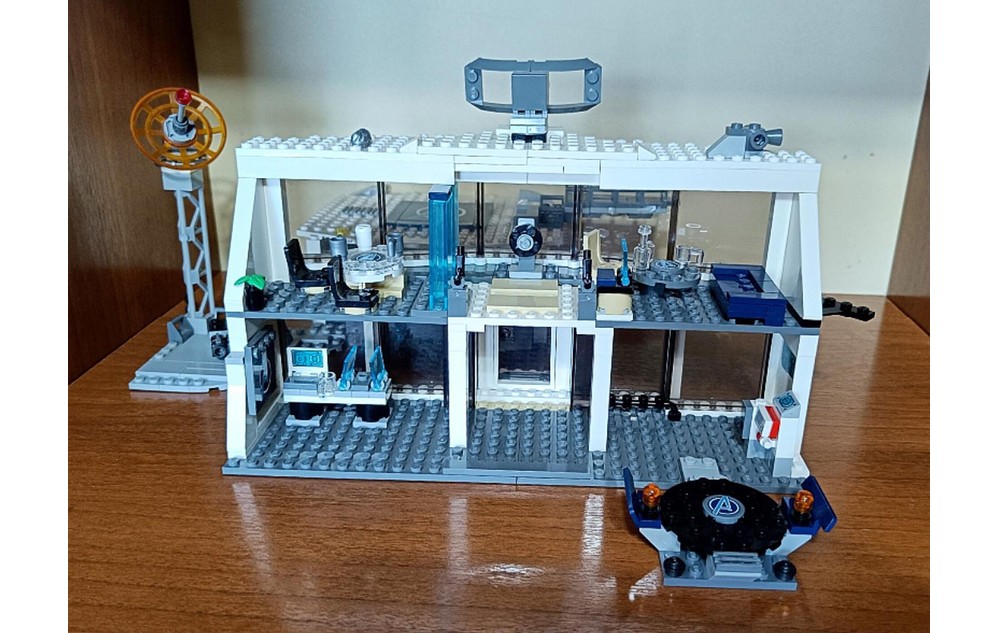 LEGO MOC-136164 Avengers Compound and mini Quinjet 76192 and 76131 ...