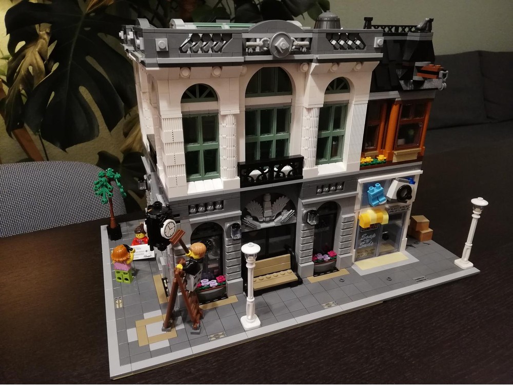 Lego 10251 Brick Lego Brick Bank Bricklink LEGO MOC The Great