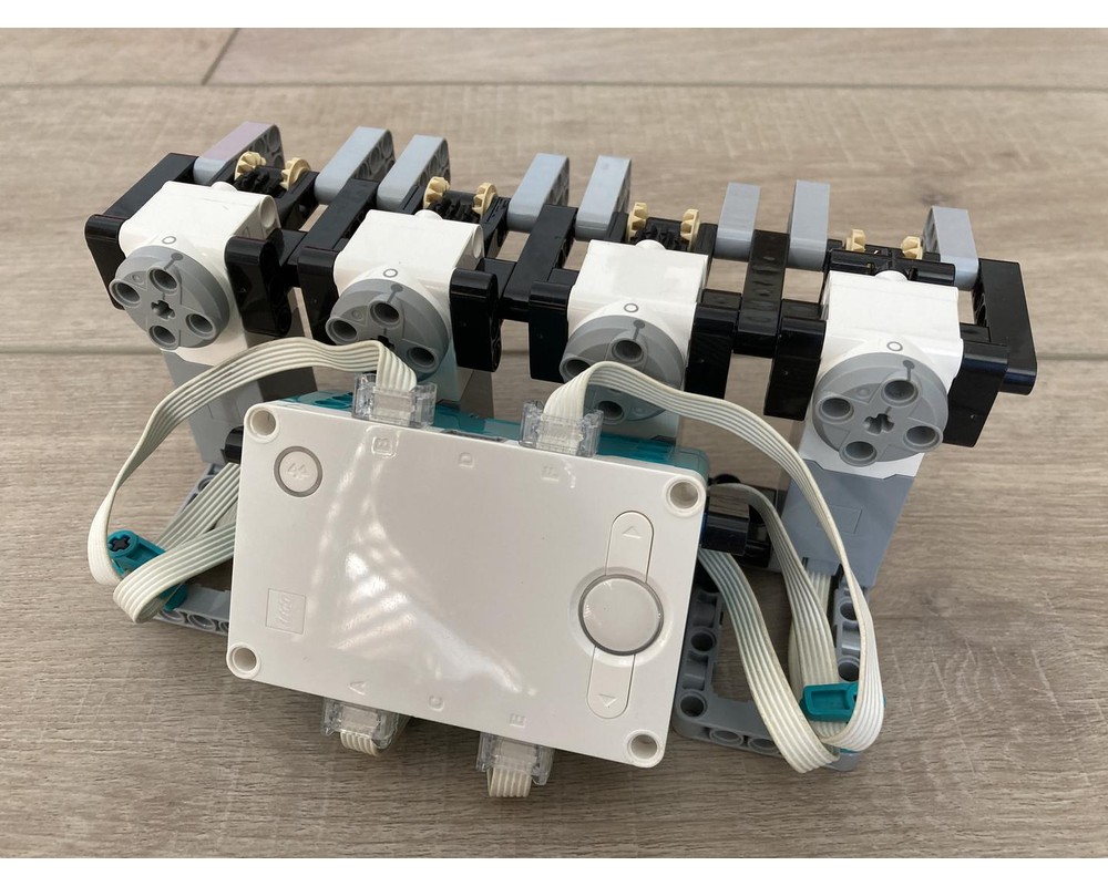 LEGO MOC Piano Player Bot by BD Technic | Rebrickable - Build with LEGO