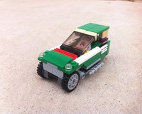 31056 Three-Wheeled Car