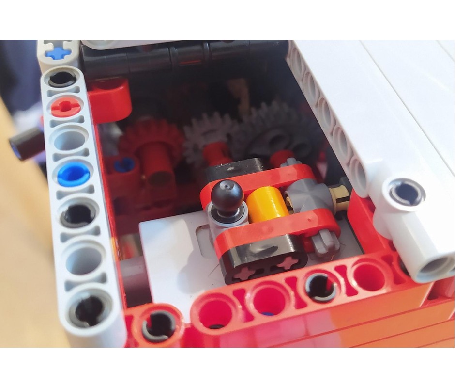 LEGO MOC Grúa portacontenedores by RPM Technic Creations | Rebrickable ...