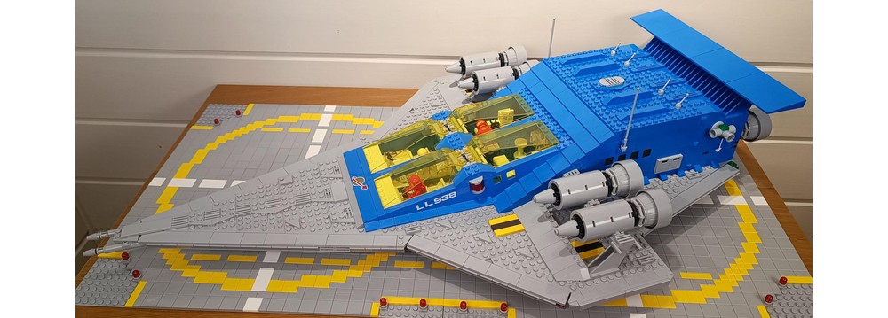 LEGO MOC LL938 Super Galaxy Explorer (Classic Space 2022) by