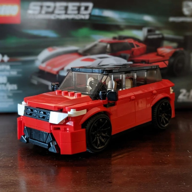 LEGO MOC Land Rover Range Rover Evoque by Rhinoswagobius | Rebrickable ...