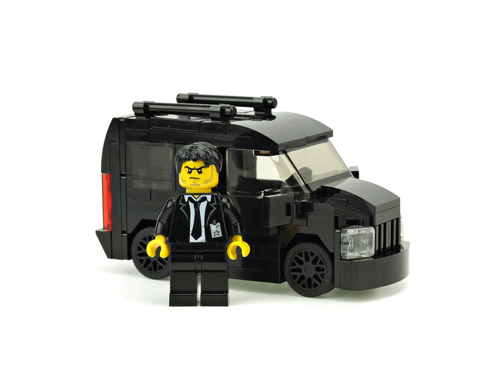 LEGO MOC Black Minivan by De_Marco 