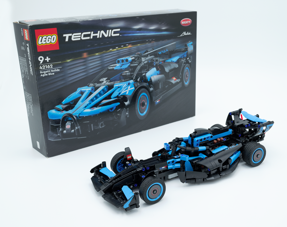 LEGO Technic 42162 Bugatti Bolide Agile Blue Car Model Set