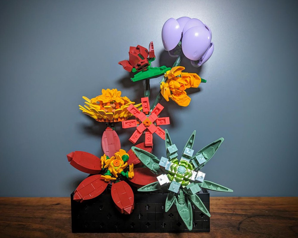 LEGO MOC Assorted Flower Arrangement - Succulents + Sunflowers Alternate  Build by NicePartsUsage