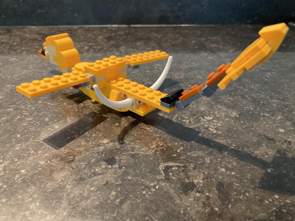 LEGO MOC flying “penguin” (31112) by Heaventree | Rebrickable - Build ...