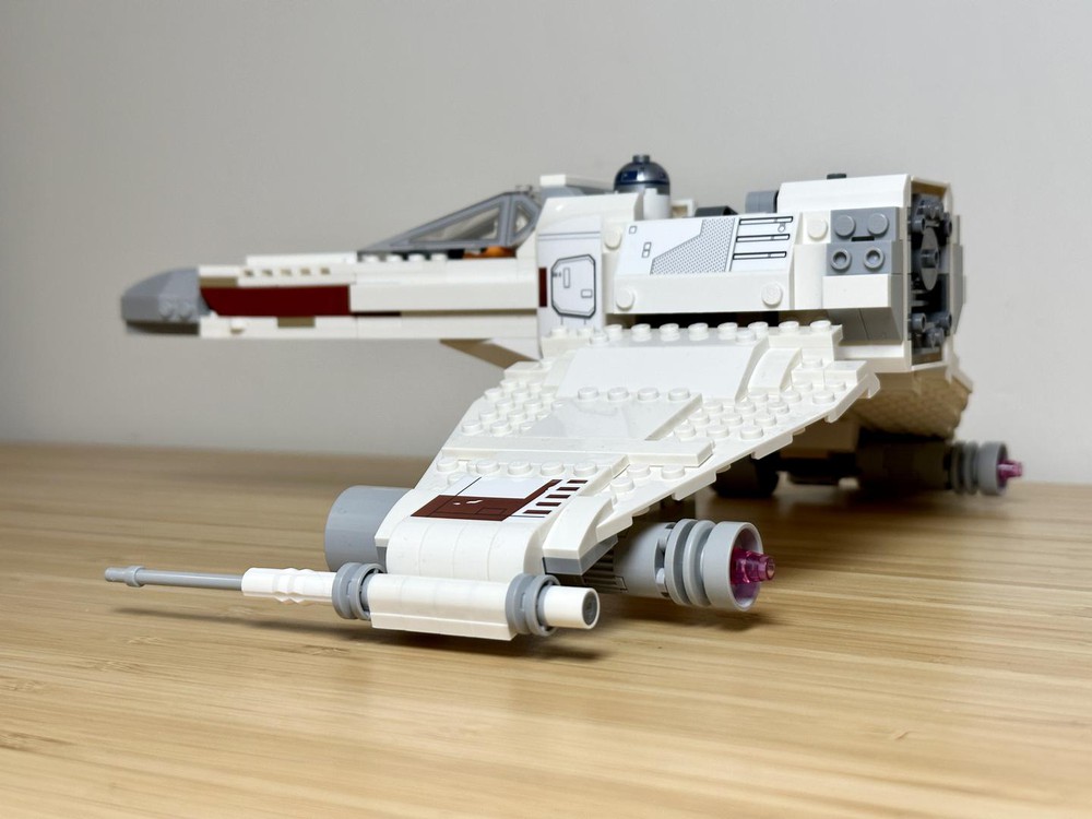 LEGO MOC New Republic E-Wing Starfighter – Alternate Build of 75301 ...