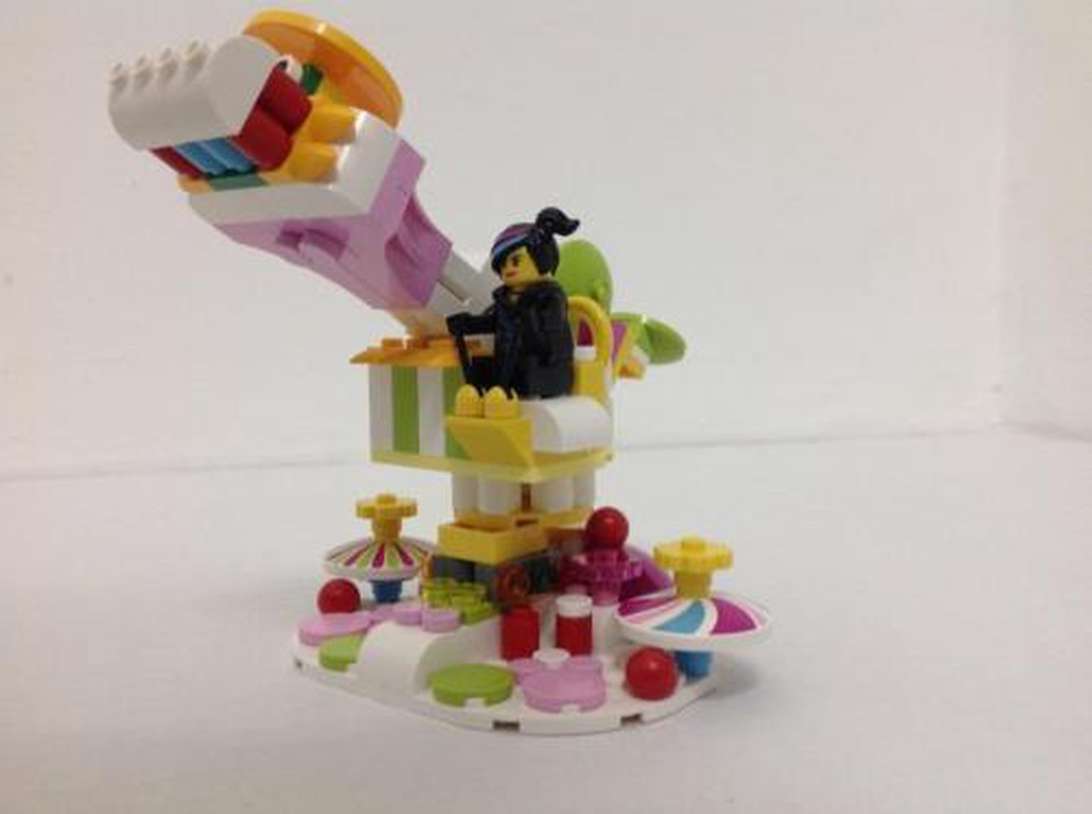 LEGO MOC Cloud Cuckoo Cannon by altafhoho | Rebrickable - LEGO