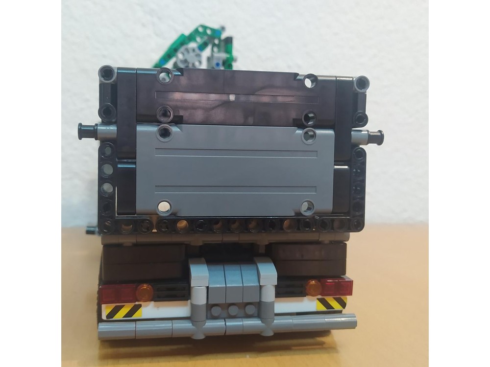 LEGO MOC-154931 Scania P-400 con grúa by RPM Technic Creations ...