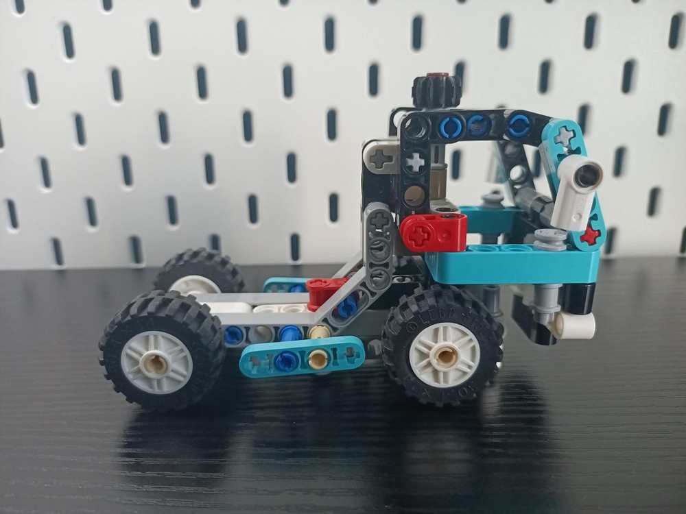 LEGO MOC 42133 model B - Mini racing truck by XaeroZKota