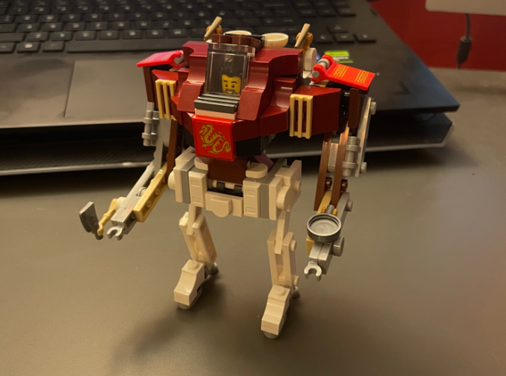 Noodle Shop Mech Suit