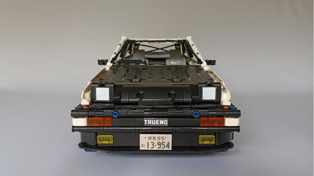 LEGO MOC 1:10 Toyota AE86 Trueno LEGO MOC 1:10 Toyota AE86 Trueno