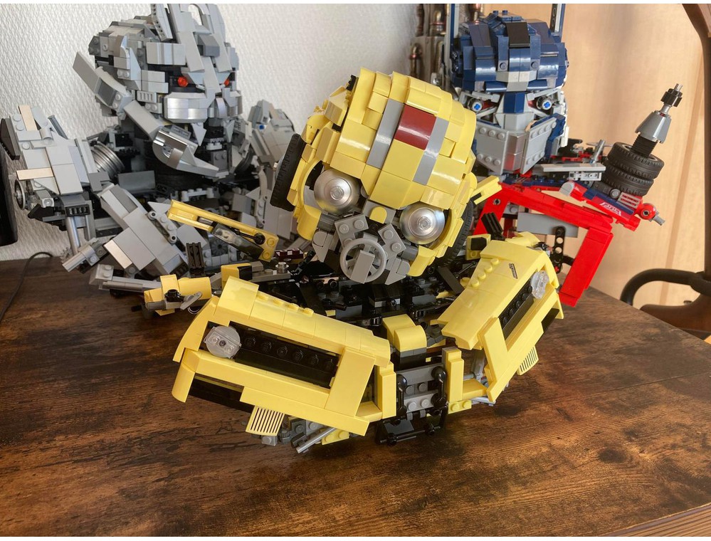 LEGO MOC Bumblebee Movie Bust-Transformers by CreationCaravan (Brad ...