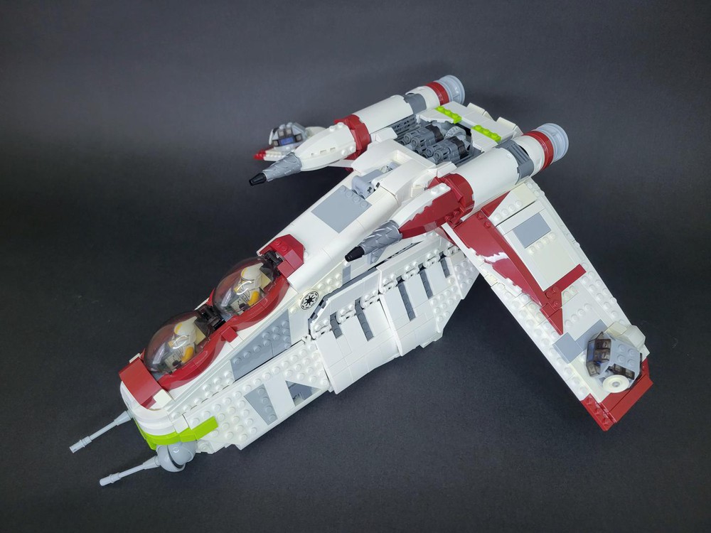 LEGO MOC Republic Gunship (Animated Version) by ForgedInLego ...