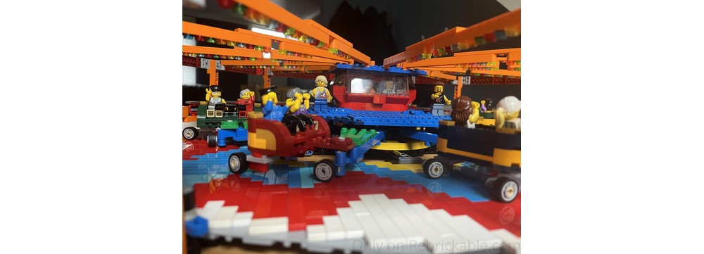 LEGO MOC Skid Fairground ride by Gdale | Rebrickable - Build with LEGO