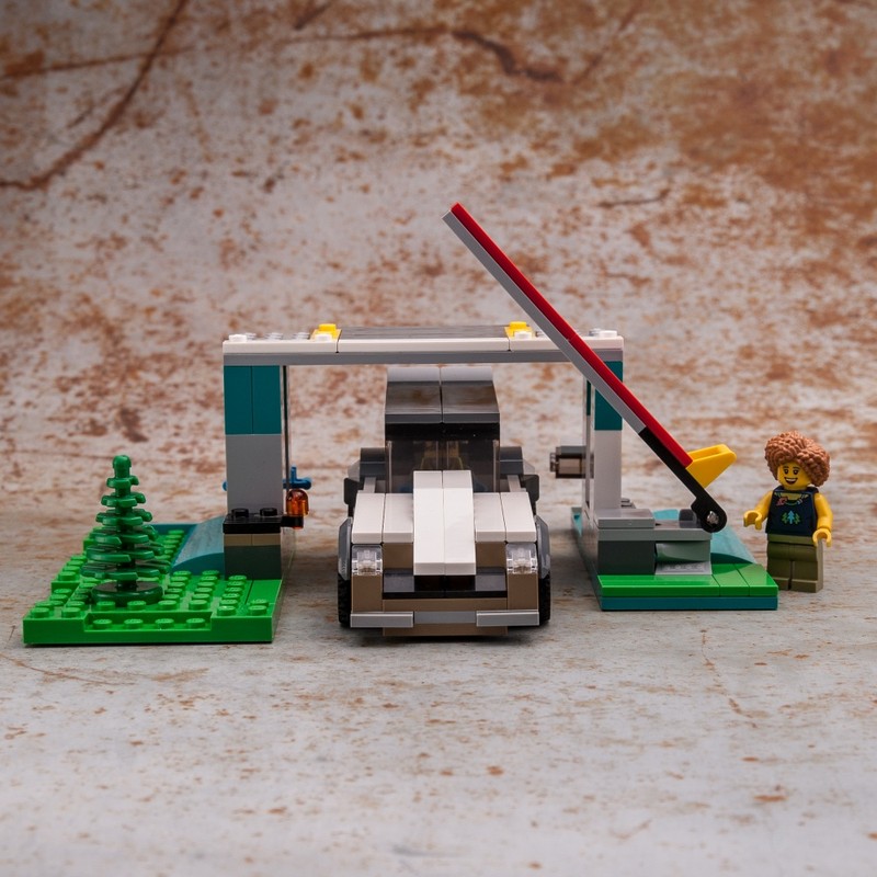 60386 Car & Road Checkpoint