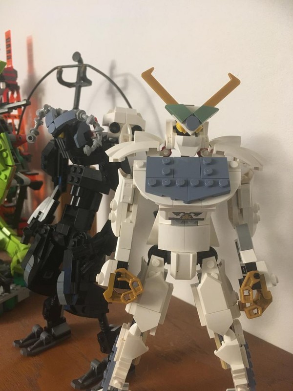 Titan Mech vs Demon
