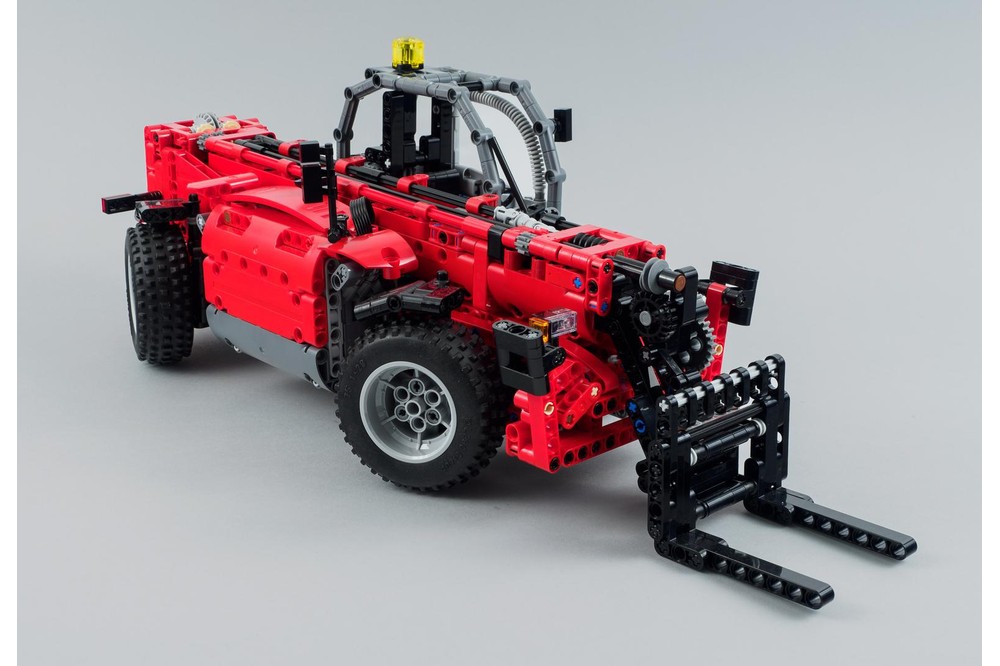 LEGO MOC Telehandler (motorized) by EvertvW | Rebrickable - Build with LEGO