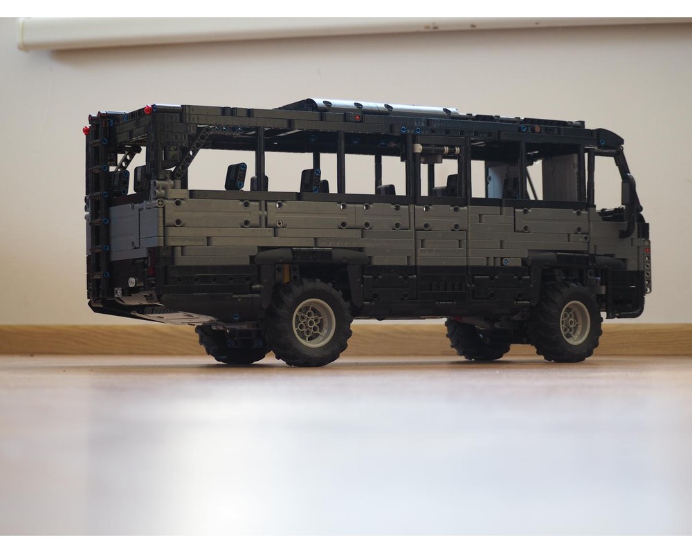 LEGO MOC TORSUS Praetorian Offroad Bus by mic8per | Rebrickable - Build ...