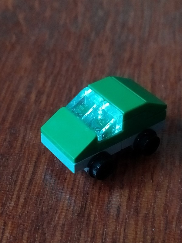 LEGO MOC Midi green car by David the lego master | Rebrickable - Build ...