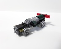 31015 - Mad-Max-Style Car