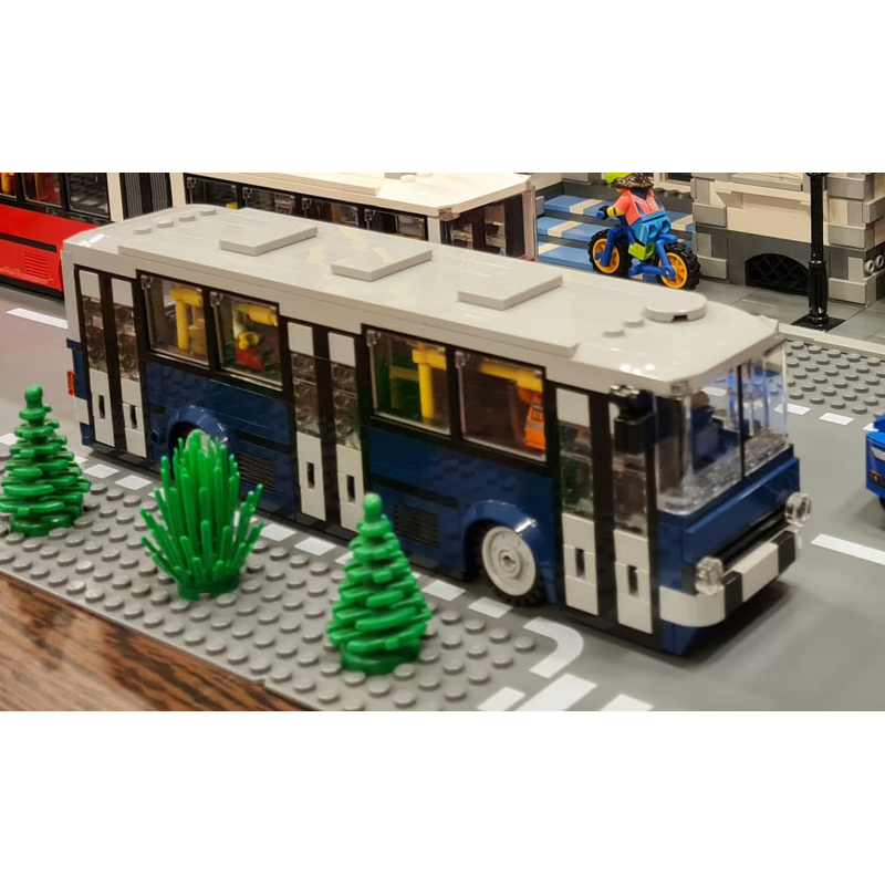 LEGO MOC Ikarus 260 city bus by Matyo | Rebrickable - Build with LEGO