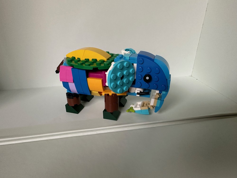 LEGO MOC Patchwork Elephant by sunflowermac | Rebrickable - Build with LEGO
