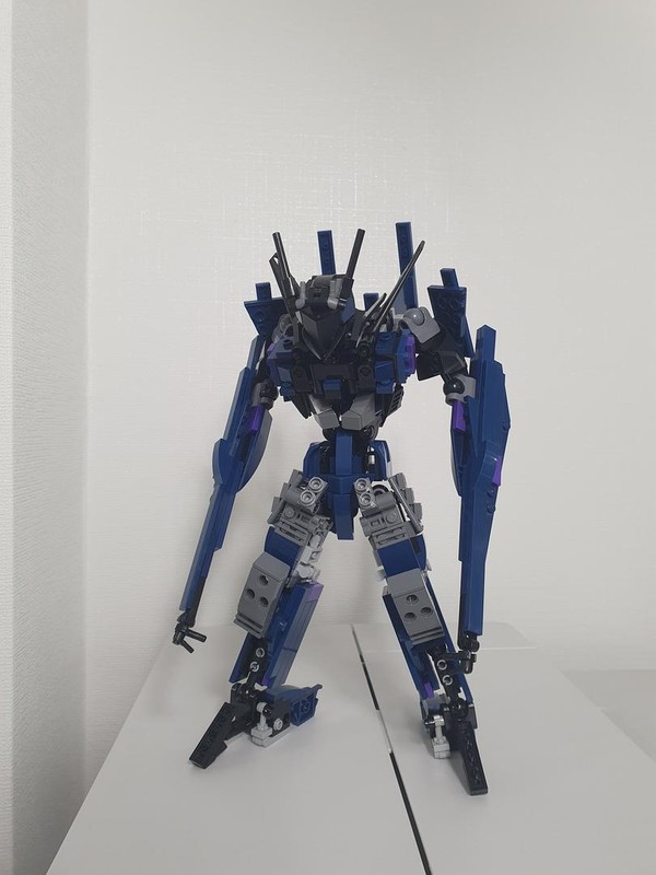 LEGO MOC Transformer Prime Soundwave by wowblock | Rebrickable - Build ...