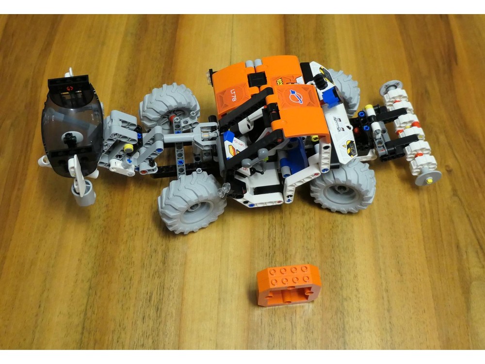 LEGO MOC 42178 Slope Tractor by Larsagri | Rebrickable