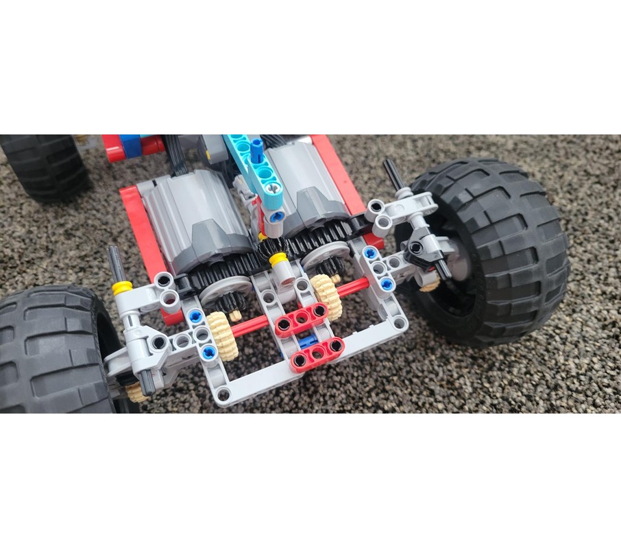 LEGO MOC-174875 RC rock crawler with XL motors! by lego Emmet 4 real ...
