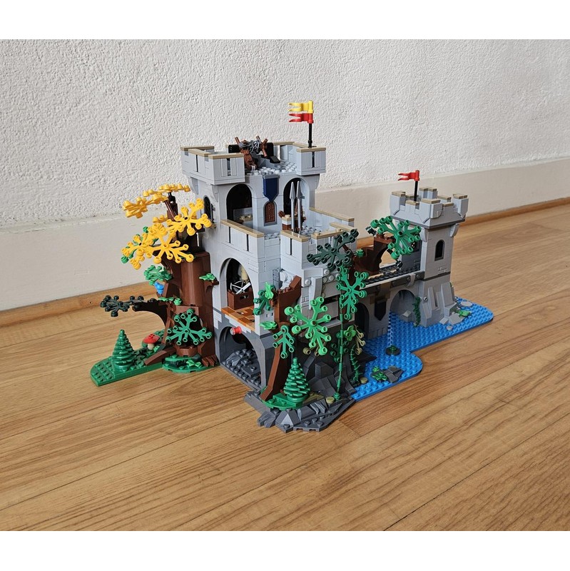 LEGO MOC 910001 Castle on the lake by drosse | Rebrickable - Build with ...