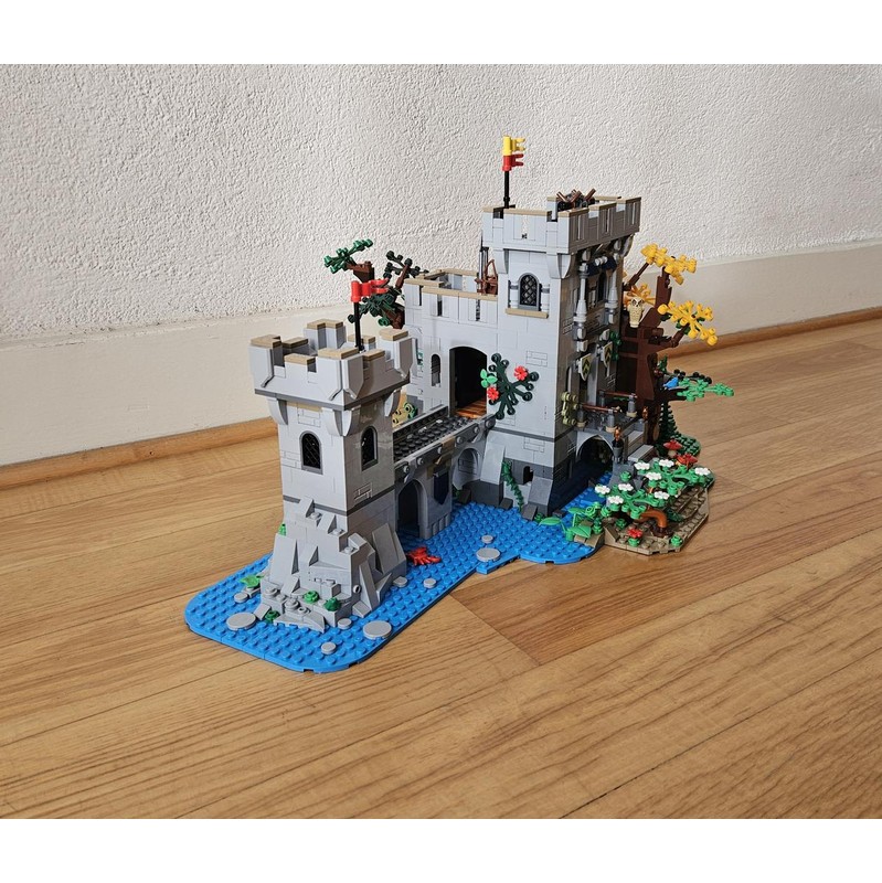 LEGO MOC 910001 Castle on the lake by drosse | Rebrickable - Build with ...