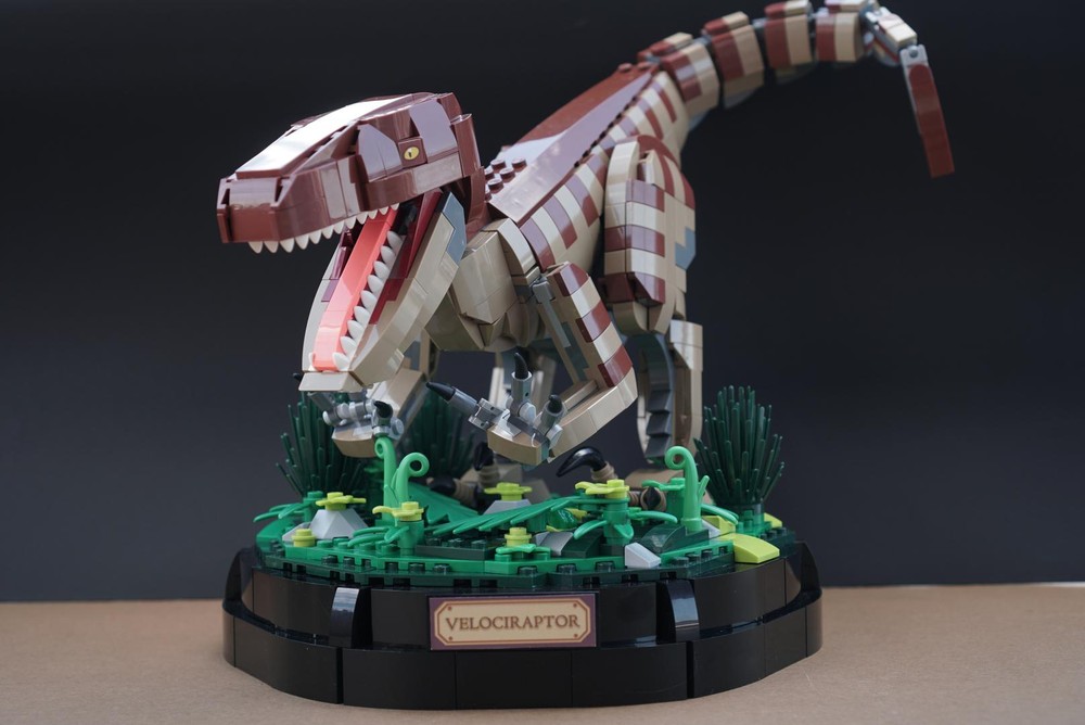 LEGO MOC Velociraptor Statue by hasskabal | Rebrickable - Build with LEGO