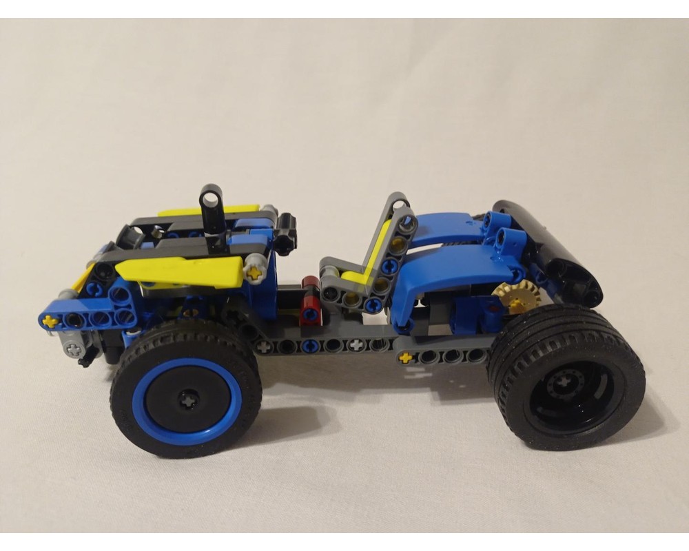 literature LEGO® Off-Road Race Buggy - MyBricks.net