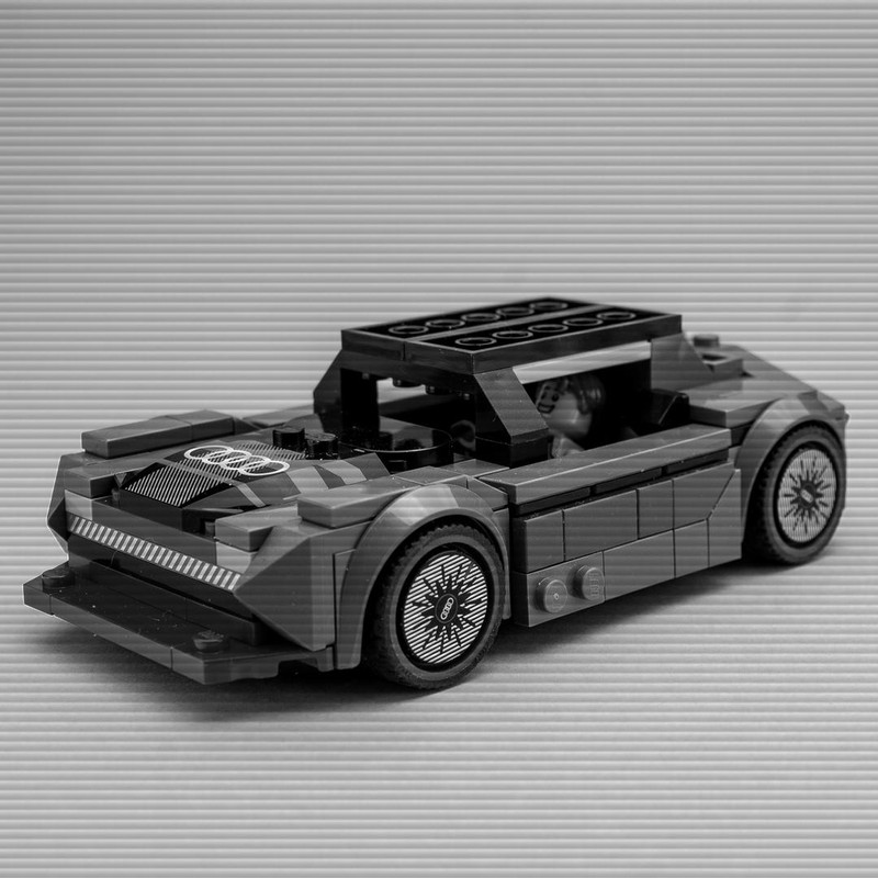 ADOR アドール キャンバス作品 LEGO SET 76970 - Alternate build