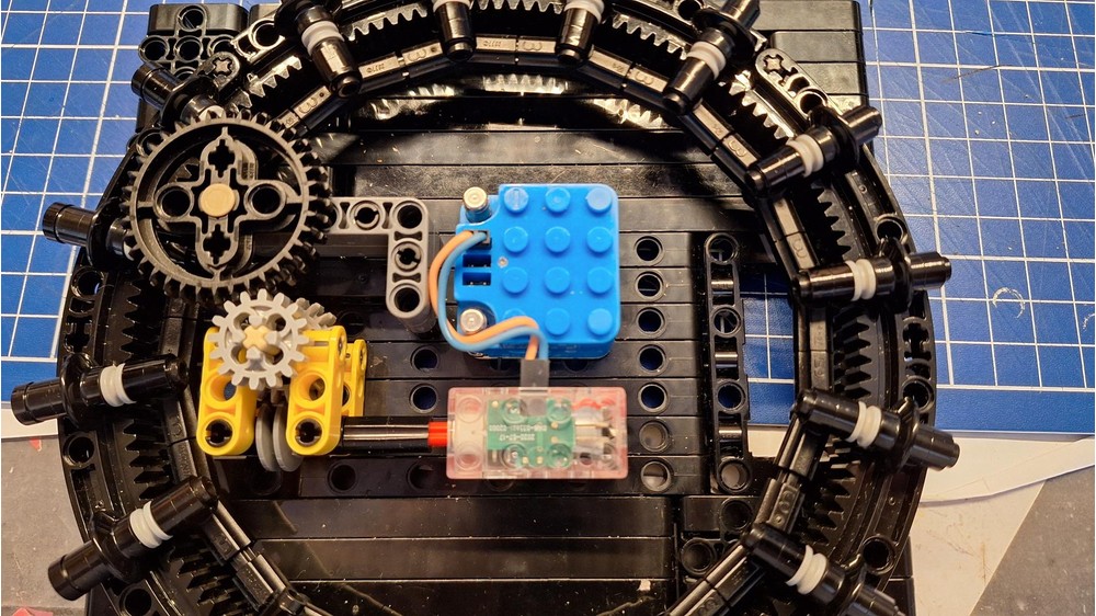 LEGO MOC-179069 Ultimate rotating plate for your models by hjvdh ...