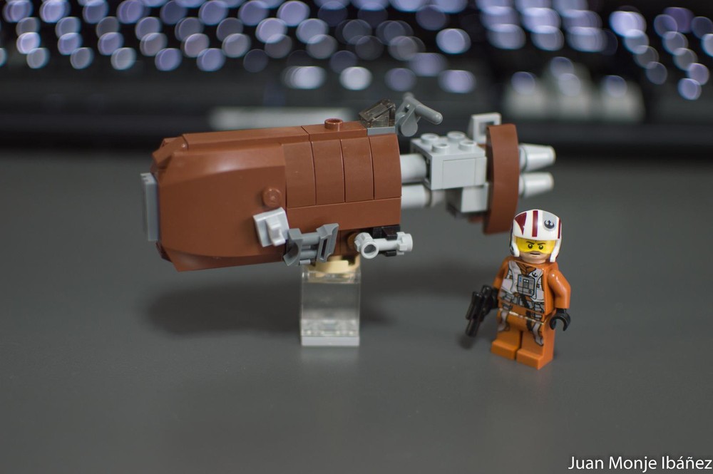 Lego discount speeder rey