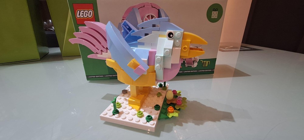 MOC-179957 Spring chicken