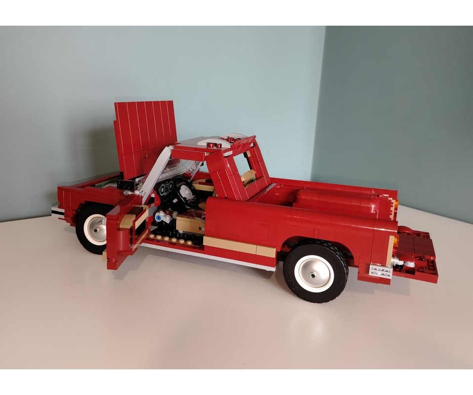 LEGO MOC 10290 VW Rabbit by Kirvet | Rebrickable - Build with LEGO