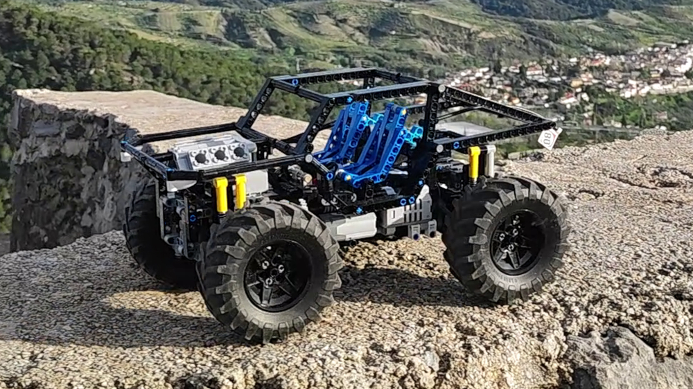 LEGO MOC Raid Buggy V2 with 2 BuWizz motors and a 2-Speed Gearbox by ...