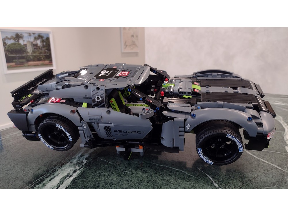 レビューの多い高評価商品特集！ LEGO by Build Alternate 42156 - Version GT PEUGEOT MOC スーツ・フォーマル・ドレス