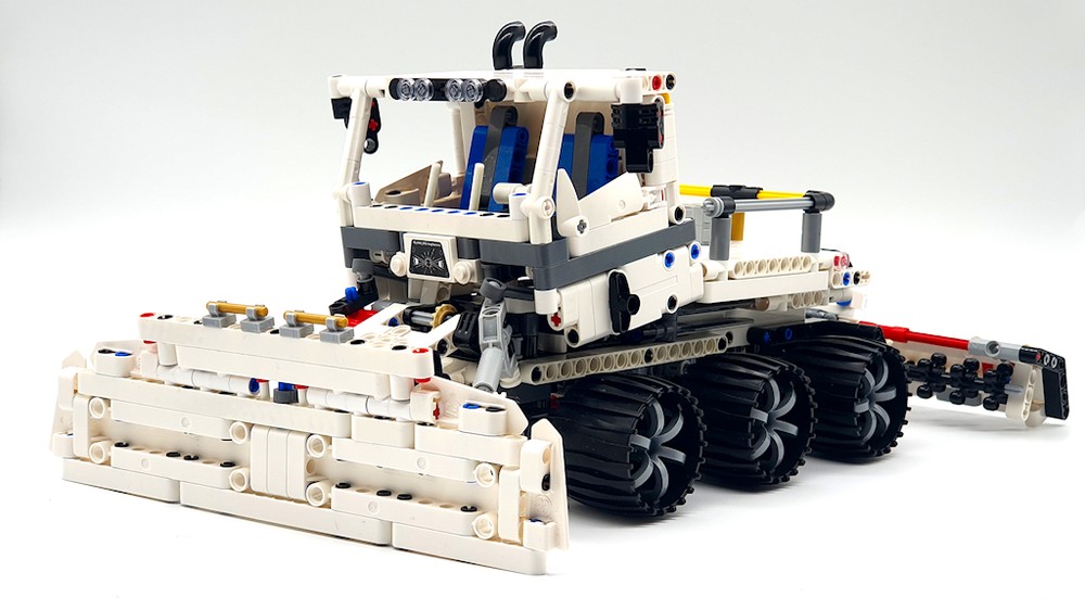 LEGO MOC-181346 42158 alternate: Snow Groomer by alter-lego